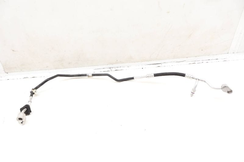 Upper AC Hose / Line / Pipe 7L0820741D — Used (SKU 617984)