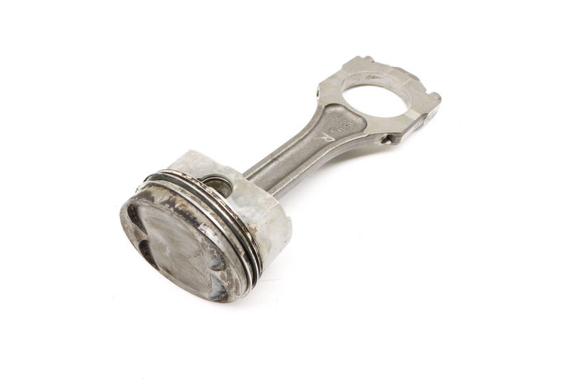 Piston w/ Connecting Rod — Used (SKU 328804)