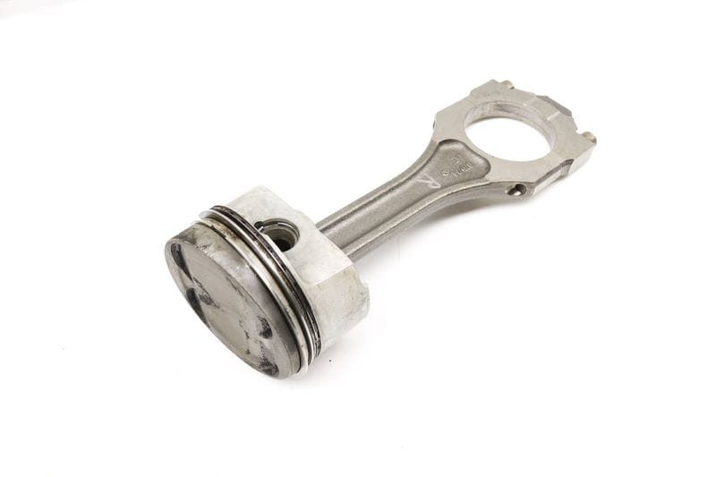 Piston w/ Connecting Rod — Used (SKU 328805)