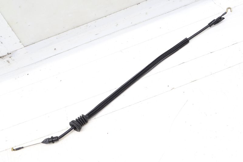 Interior Door Handle Release / Bowden Cable 3D0837085B — Used (SKU 735227)