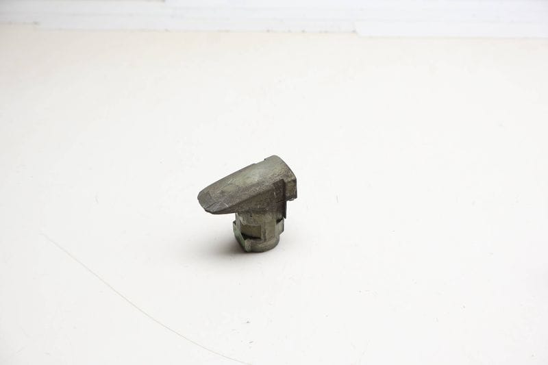 Exterior Door Handle Cylinder Housing 3D4839167B — Used (SKU 734928)