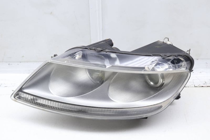 HID Xenon Headlight / Headlamp 3D1941015C — Used (SKU 735206)