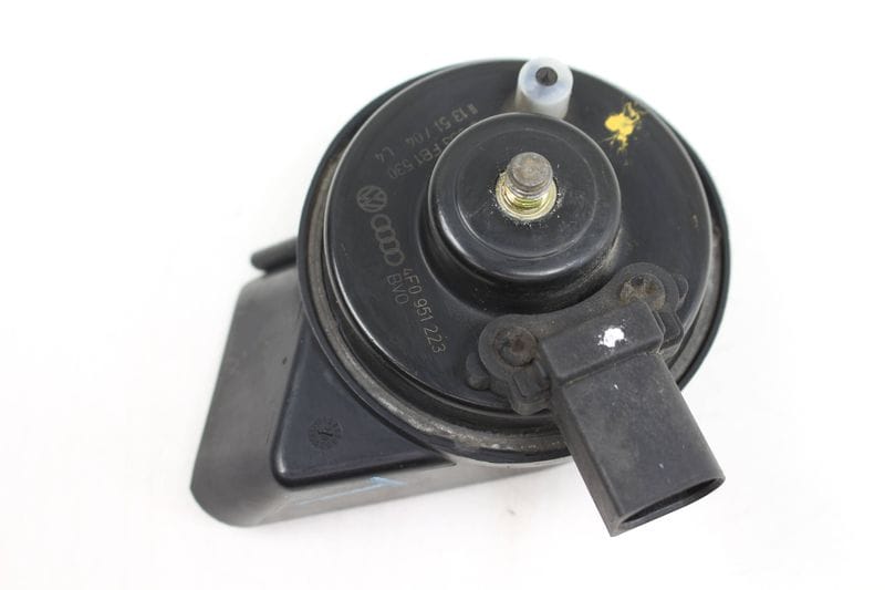 Horn - High Tone / Frequency 4F0951223 — Used (SKU 218396)