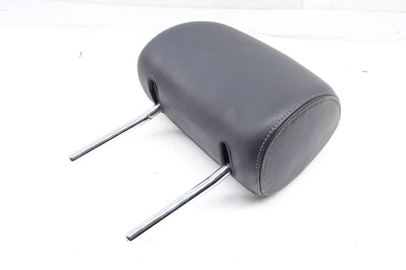 Headrest / Head Rest 4E0885921D — Used (SKU 681073)