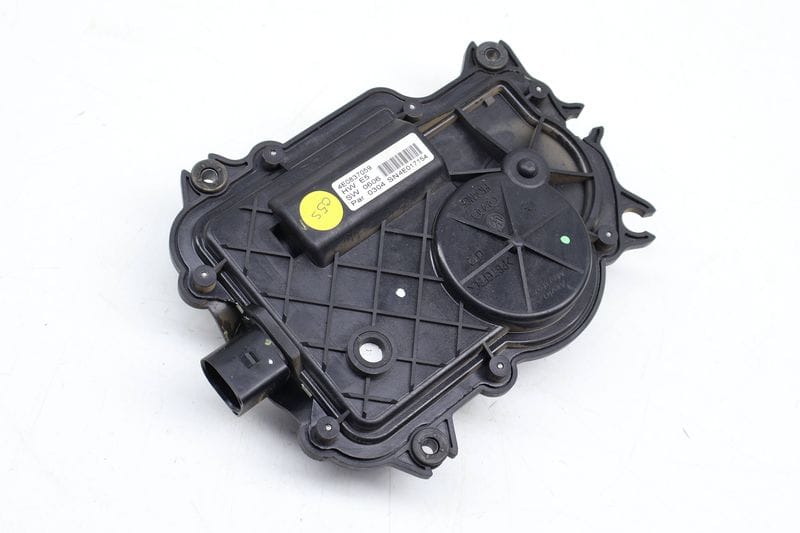 Power Door Lock / Latch 4E0837059 — Used (SKU 681296)