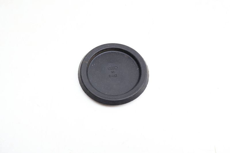 Door Plug / Cap 441803583B — Used (SKU 681234)