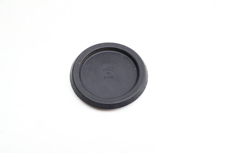 Door Plug / Cap 441803583B — Used (SKU 681237)