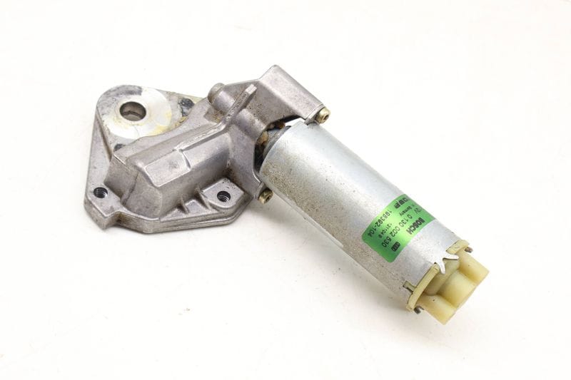 Rear Tilt Seat Motor w/ Transmission 8E0959112 — Used (SKU 681474)