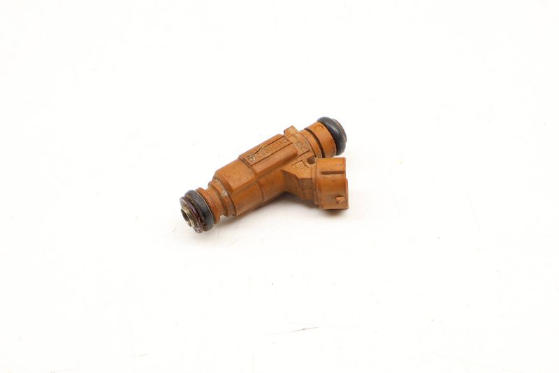 Fuel Injector 07C906031C — Used (SKU 681148)
