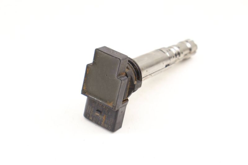 Ignition Coil Pack 07C905715A — Used (SKU 681094)