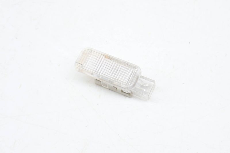 Interior Clear Light 8D0947415 — Used (SKU 681055)