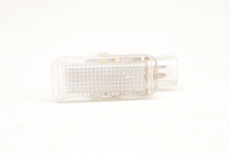 Interior Light 4B0947415 — Used (SKU 616495)