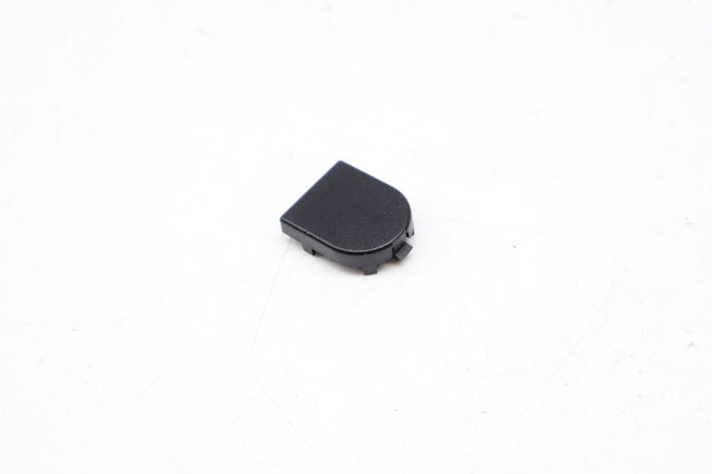 Interior Screw Cap / Cover 4E0880704 — Used (SKU 681057)