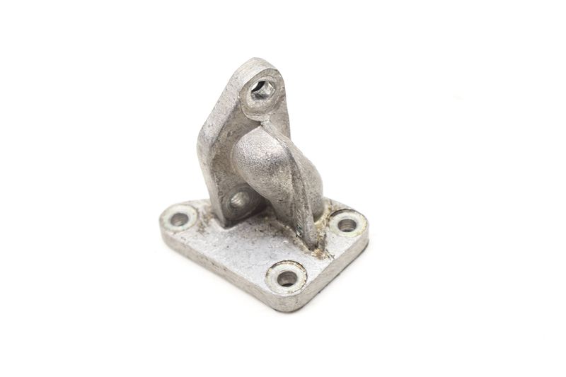 EGR / Combi Valve Adapter / Bracket 078131165 — Used (SKU 616951)