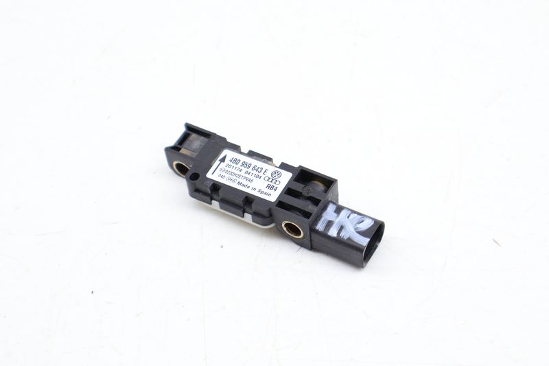 Center Side Impact / Crash Sensor 4B0959643E — Used (SKU 680979)