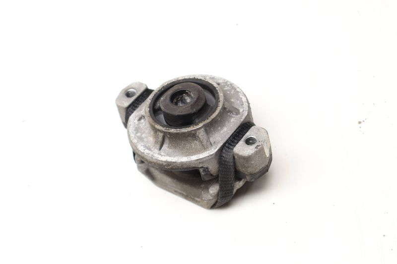 Transmission Mount 4E0399151AP — Used (SKU 616773)