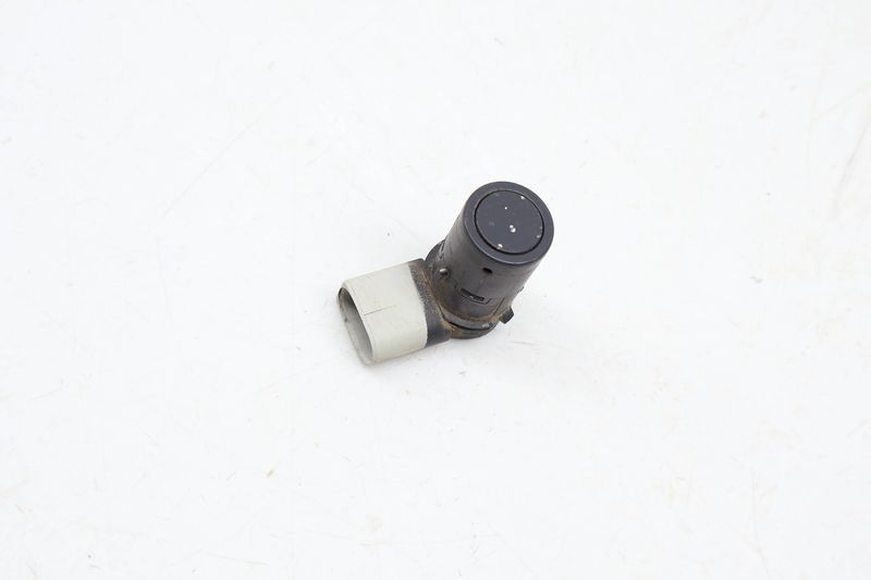 Bumper Park Assist Sensor 7H0919275 — Used (SKU 681061)