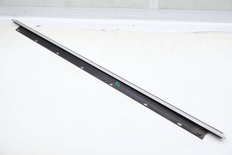 Exterior Door / Window Trim / Slot Seal 4E4853763E — Used (SKU 681319)