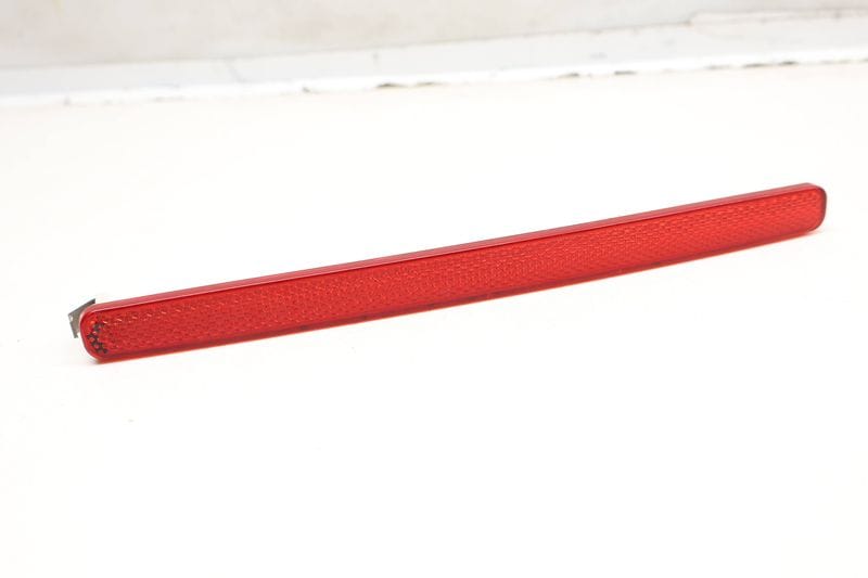 Bumper Side Marker Light / Reflector 4E0945105 — Used (SKU 616496)