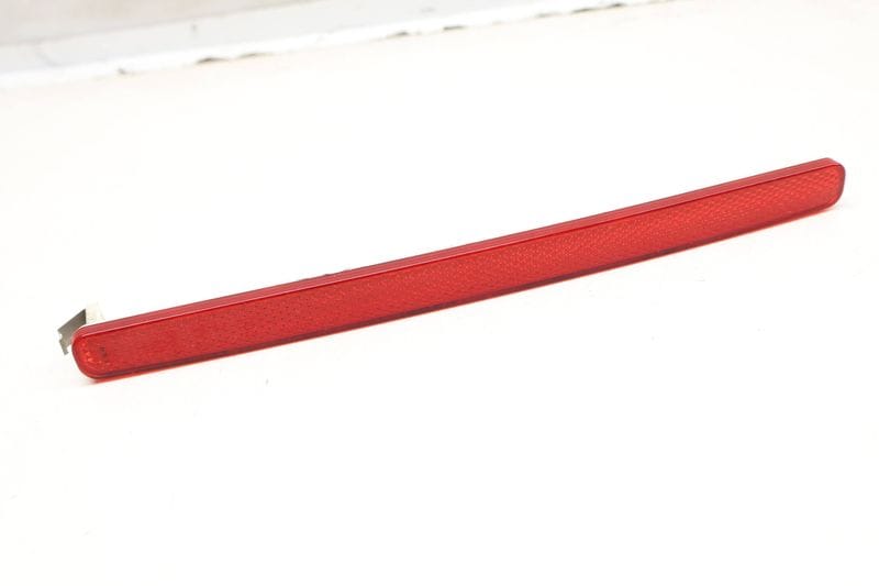 Bumper Side Marker Light / Reflector 4E0945105 — Used (SKU 616497)