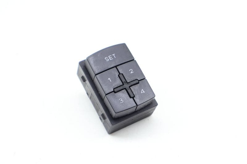 Seat Memory Control Switch / Button 4E0959769 — Used (SKU 681021)
