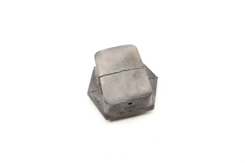 Upper Radiator Rubber Mount / Isolator 4E0121276 — Used (SKU 616945)