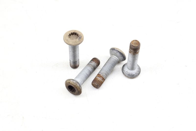 Wheel Bearing / Spindle Screw Set (4) WHT000237A — Used (SKU 681723)