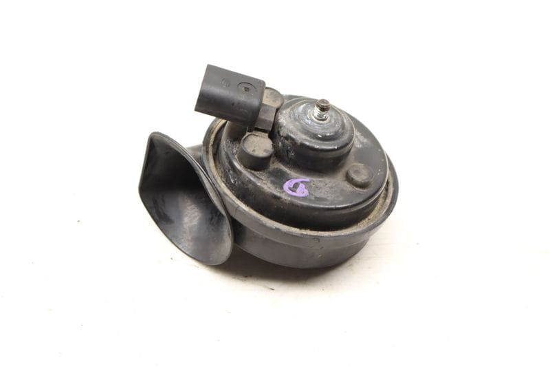 Horn - Low Tone / Frequency 8H0951221 — Used (SKU 517696)