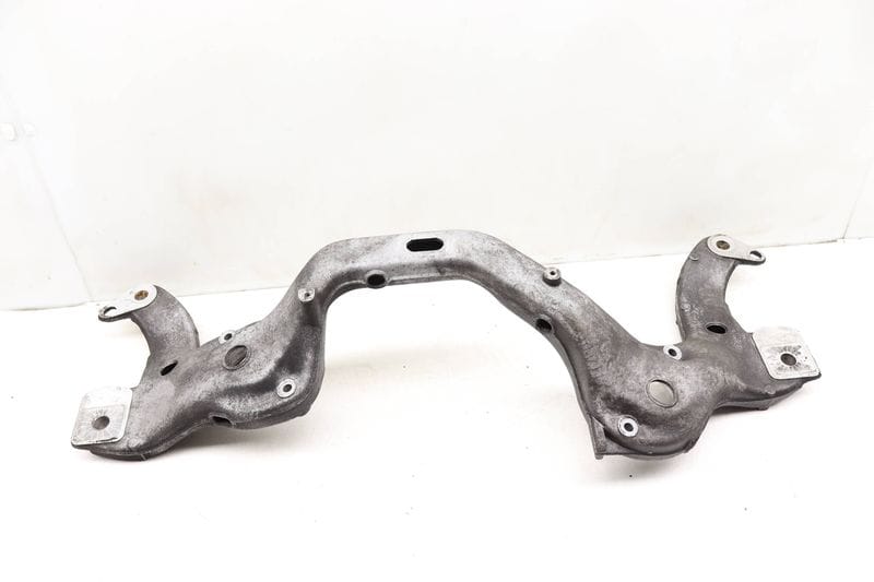 Engine / Motor Mount Bracket 94837530902 — Used (SKU 469662)