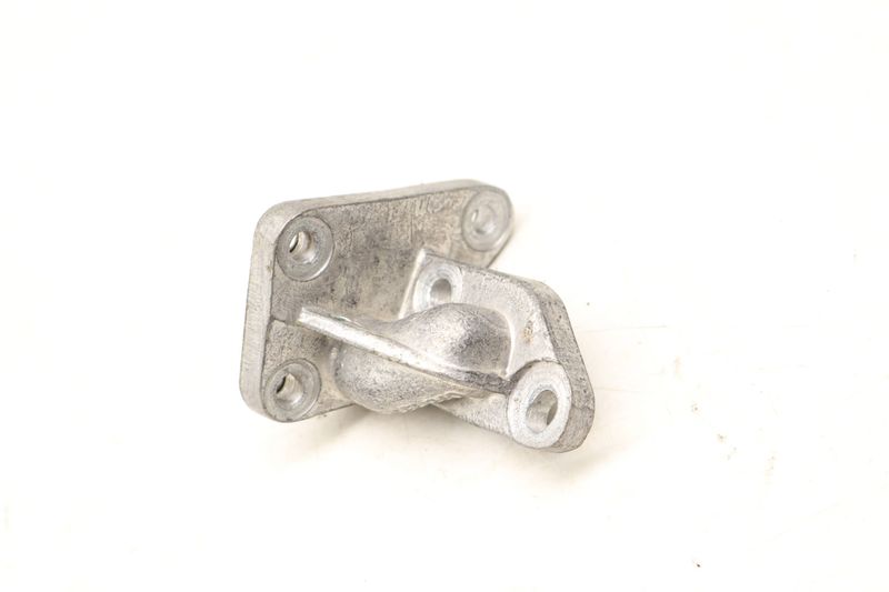 EGR / Combi Valve Adapter / Bracket 078131165 — Used (SKU 530732)