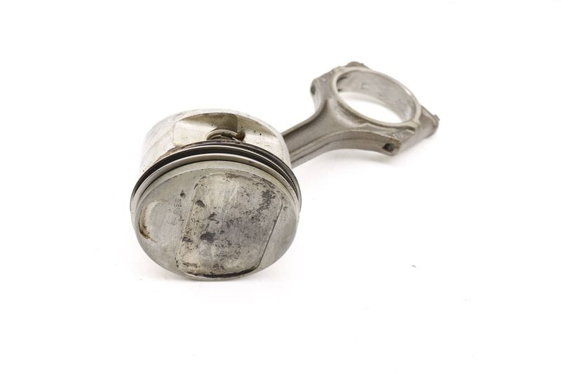 Piston w/ Connecting Rod — Used (SKU 326468)