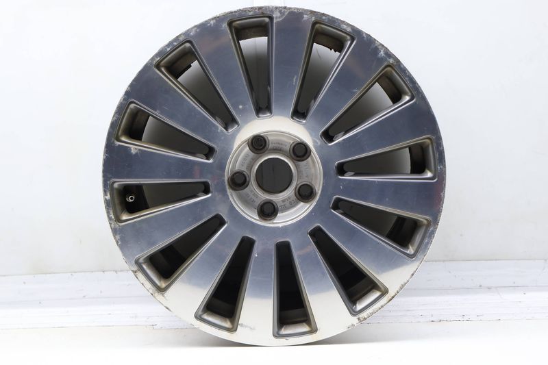19" Inch Alloy Wheel Rim - 12 Spoke 4E0601025N — Used (SKU 721743)