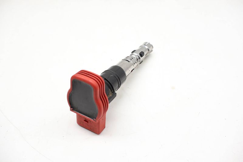 Ignition Coil Pack 4.2L V8 077905115T — Used (SKU 721620)