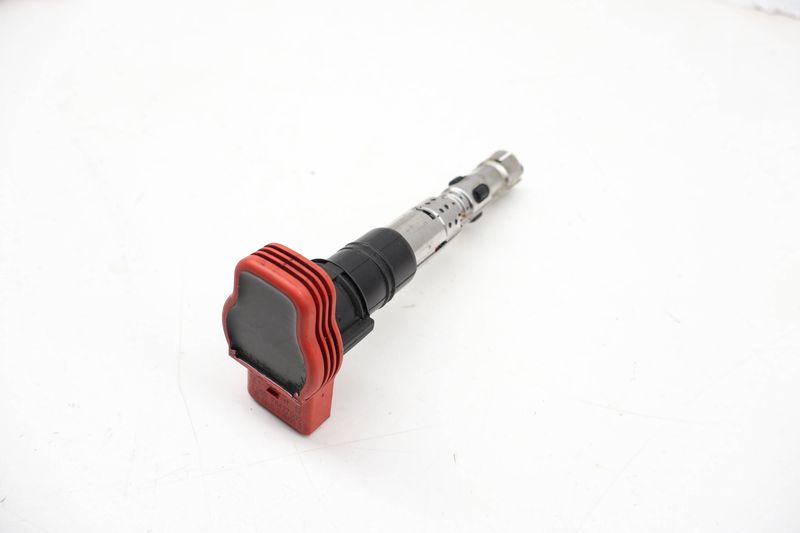 Ignition Coil Pack 4.2L V8 077905115T — Used (SKU 721626)