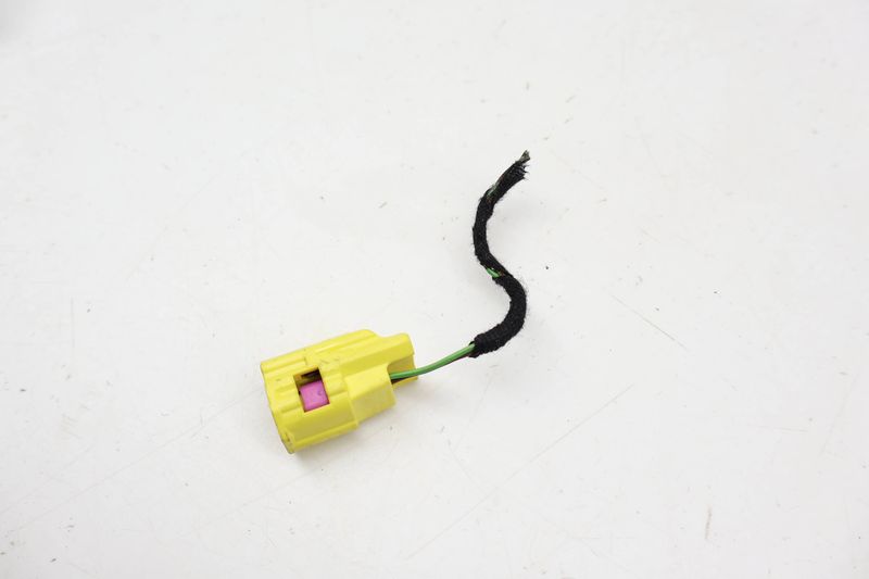 Impact Crash Sensor Wiring Connector / Pigtail (2-PIN) 6Q0972623B — Used (SKU 721491)