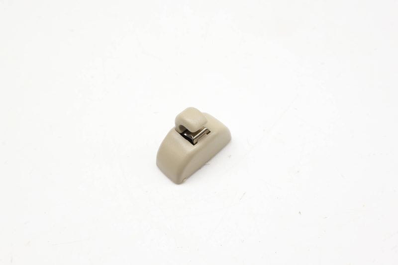 Sun Visor Clip / Bracket 4D0857561E — Used (SKU 721288)