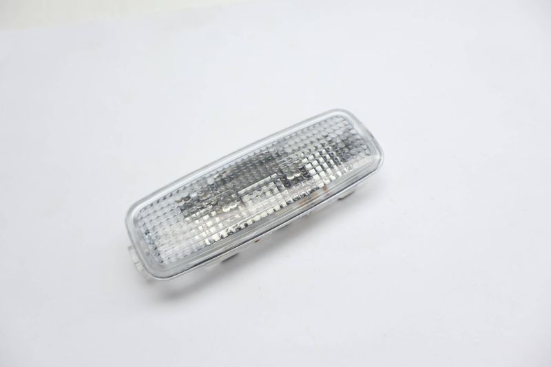 Sun Visor Vanity Overhead Light 4E0947105 — Used (SKU 721273)