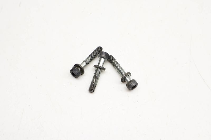 (M6X35) Screw / Bolt Set N10695301 — Used (SKU 721746)