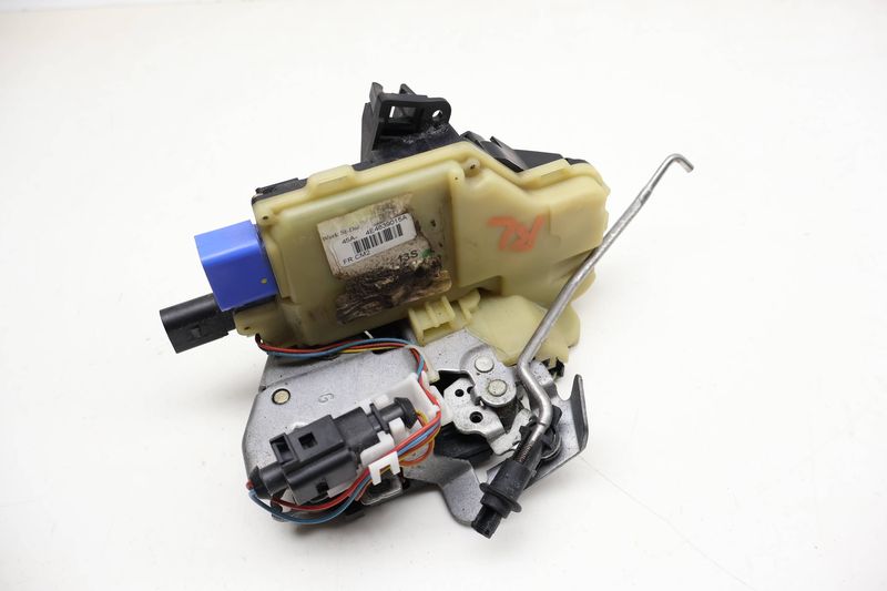 Door Latch / Lock Actuator 4E4839015A — Used (SKU 721438)