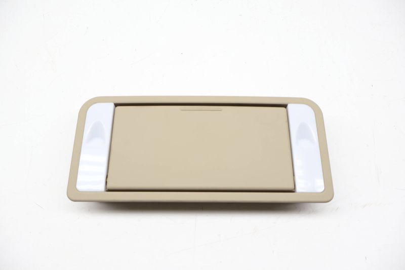 Vanity / Makeup Mirror 4E4858563D — Used (SKU 721164)
