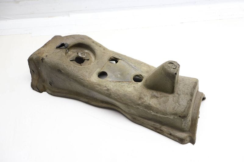 Shift / Shifter Mount 4E0864439C — Used (SKU 721347)