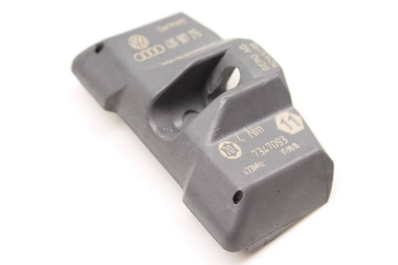 Tire Pressure Sensor / TPMS 4D0907275 — Used (SKU 244322)