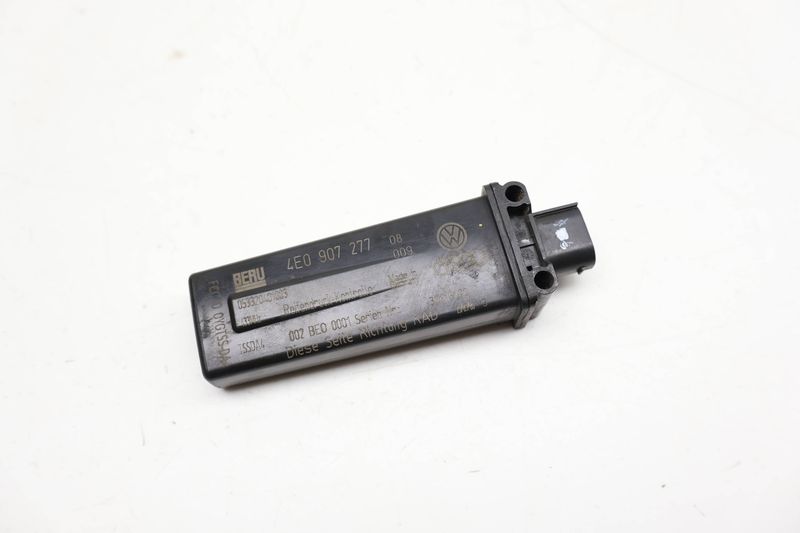 TPMS / Tire Pressure Monitoring Antenna 4E0907277 — Used (SKU 721559)