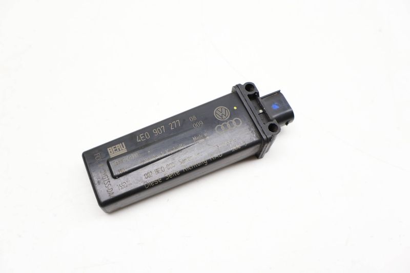 TPMS / Tire Pressure Monitoring Antenna 4E0907277 — Used (SKU 721562)