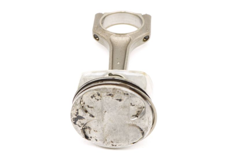 Piston w/ Connecting Rod 11257536373 — Used (SKU 325782)