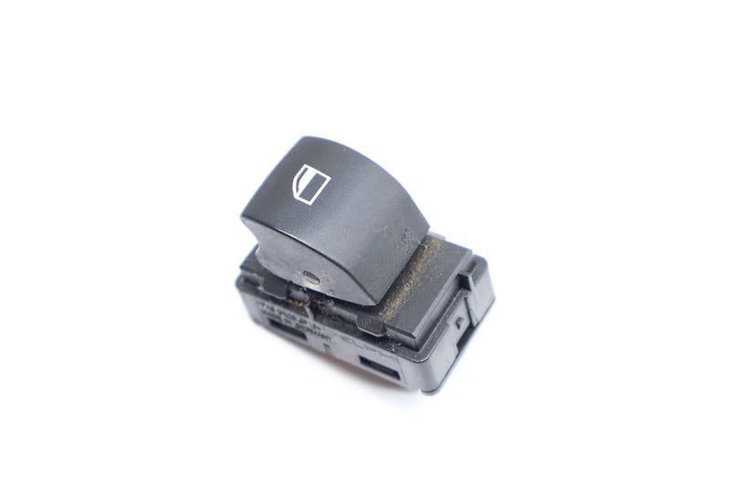 Door Window Switch 61316935534 — Used (SKU 701690)