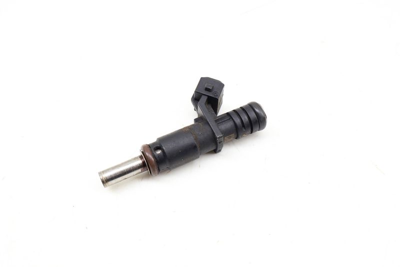 Fuel Injector 13537531634 — Used (SKU 701651)