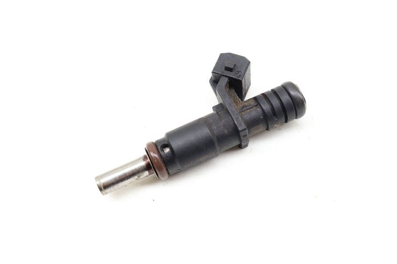 Fuel Injector 13537531634 — Used (SKU 701653)