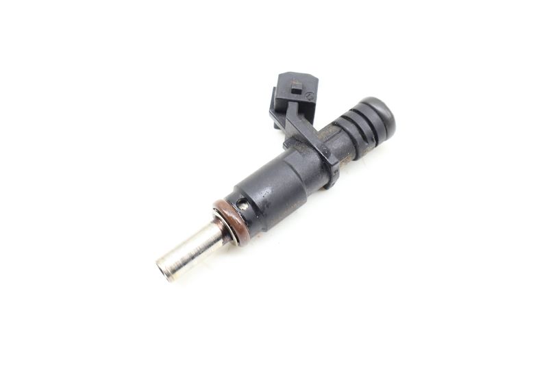 Fuel Injector 13537531634 — Used (SKU 701654)