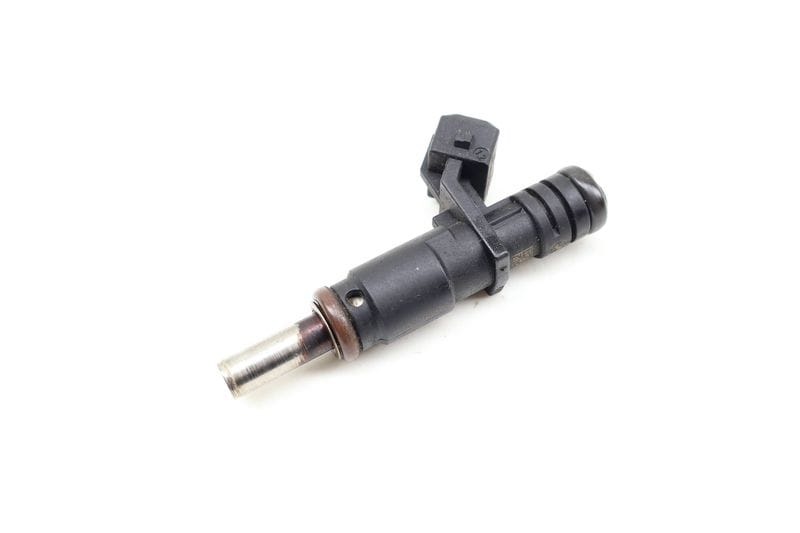 Fuel Injector 13537531634 — Used (SKU 701655)